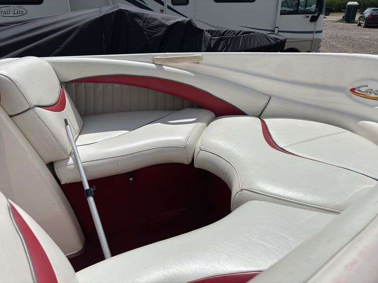 1998 Bayliner Capri Boat on Escort Trailer *Unreserved*