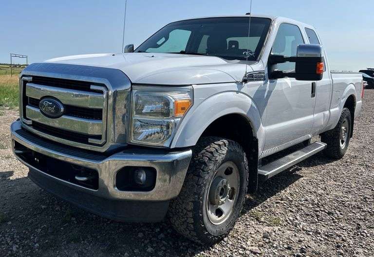 2013 Ford F250 Super duty XLT Truck *Unreserved*