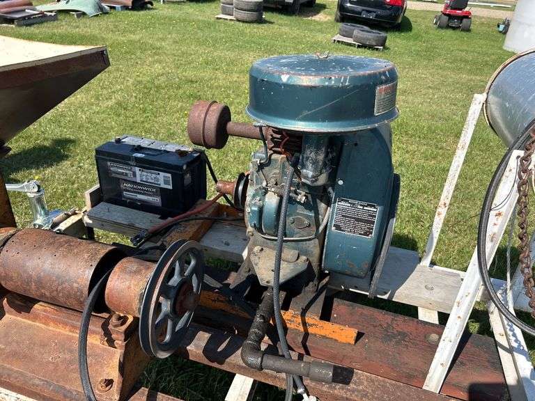 Hi Capacity Seed Grinder ( Gas ) *Unreserved*