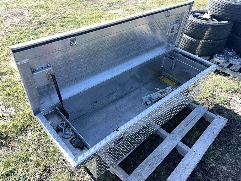 Cross Aluminum Checker Plate Tool Box off 97 Ranger Approx. 5' x 1'3'' Deep, 4'2'' wide x 1'6'' , *Unreserved*