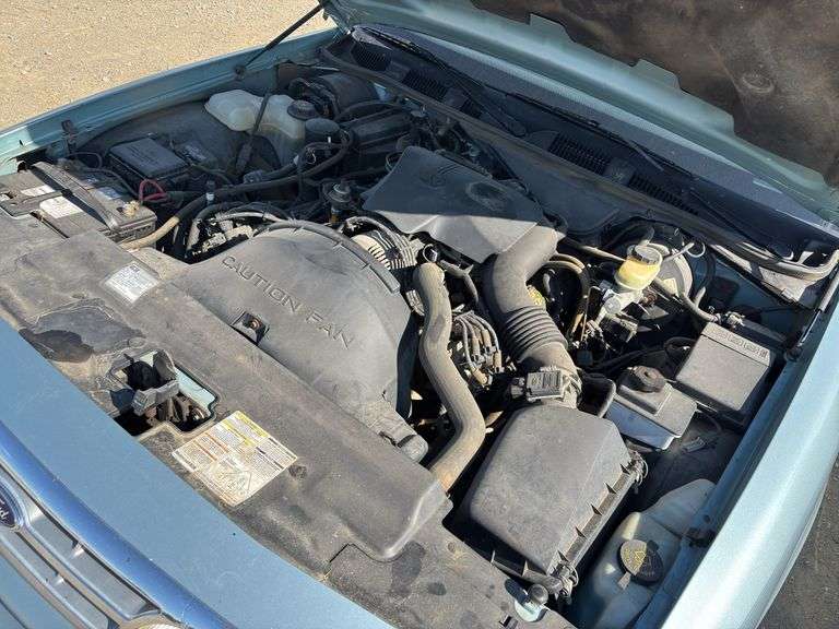 1996 Ford Crown Victoria Car *Unreserved*