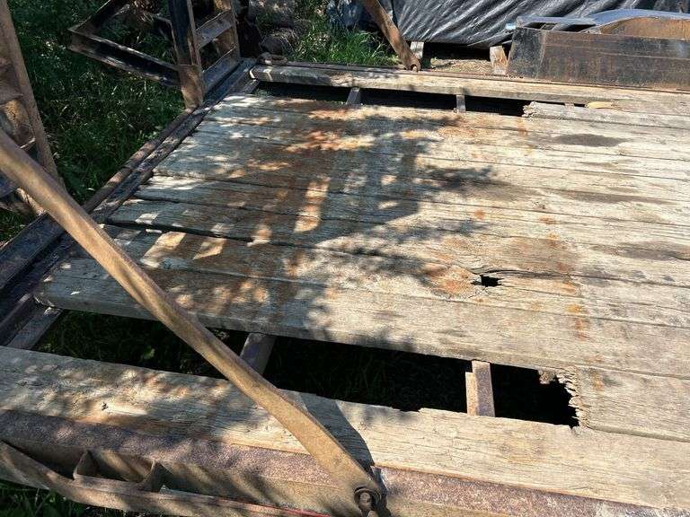 2004 Trailer Skid Dual Axel Flat Deck Trailer *Unreserved*