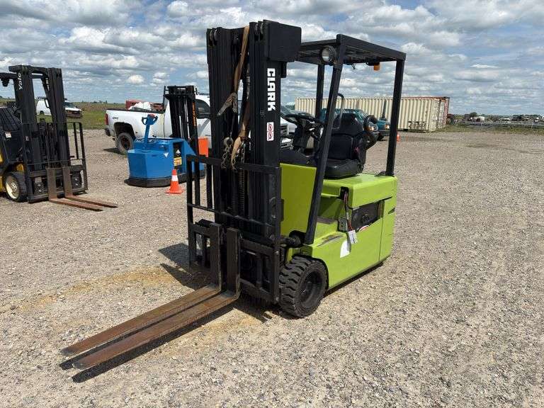 1998 Clark Forklift TMG15, Non Runner *Unreserved*