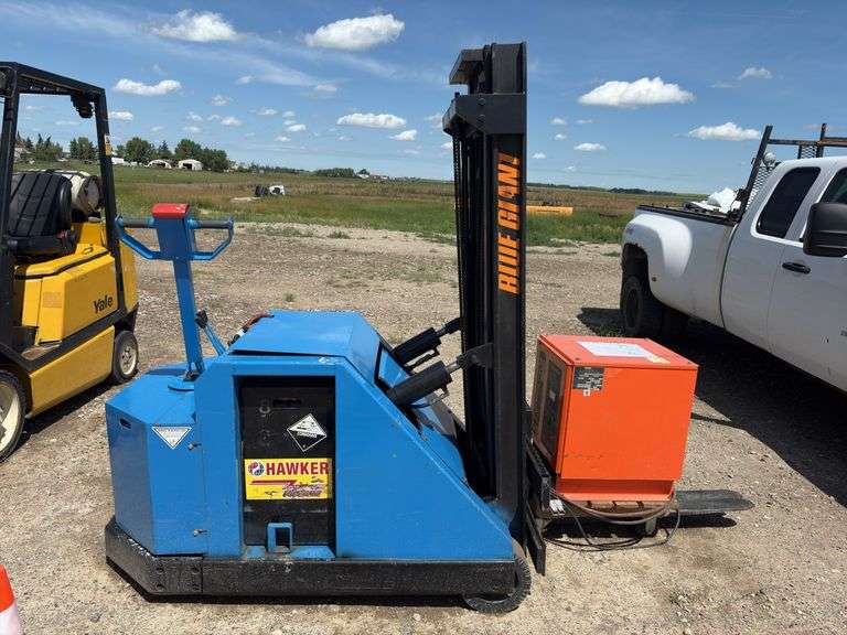 1995 Blue Giant Forklift, LT160W30, *Unreserved*