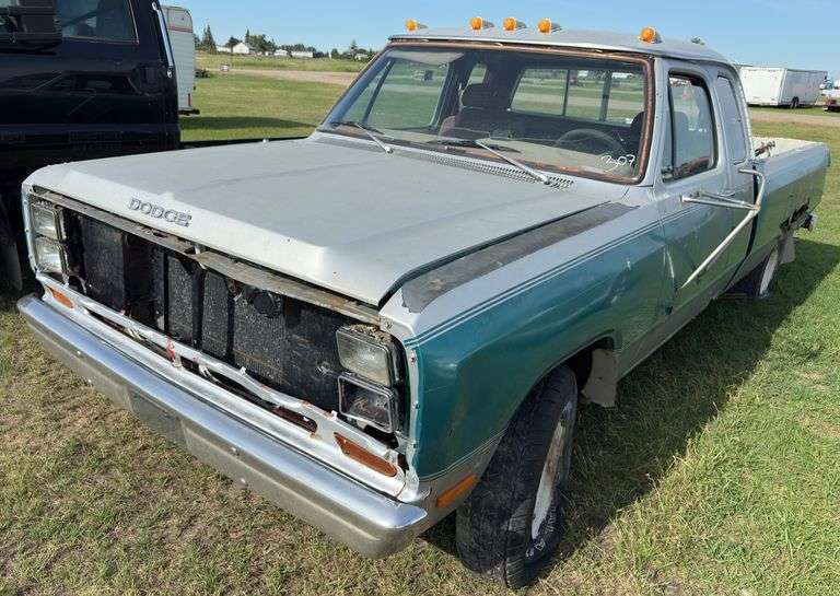 Dodge D150 Club Cab truck, Non-Runner, *Unreserved*