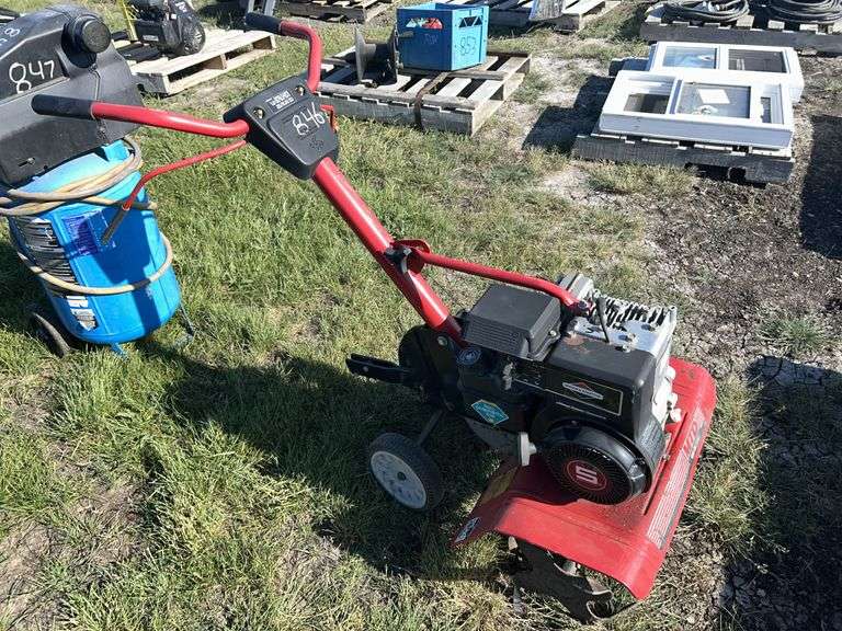 MTD Yard Machines Rototiller, Model 216-340-500, *Unreserved*