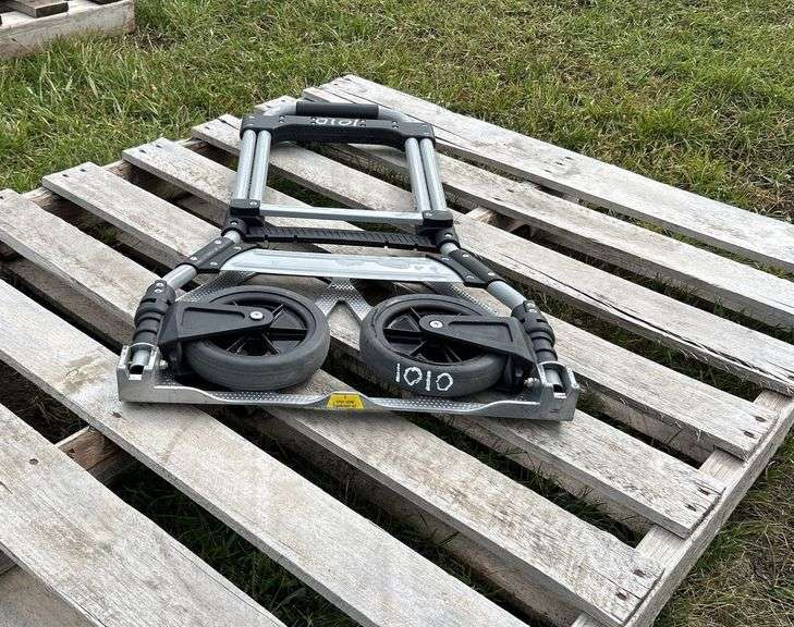 Light Duty Folding 2 wheel Dolly, *Unreserved*