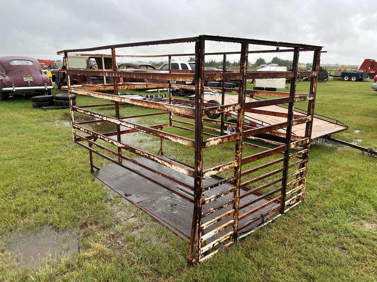 Pickup Truck Stock Rack Approx. 5'6'' x 10'5'' x 5'4'' *Unreserved*