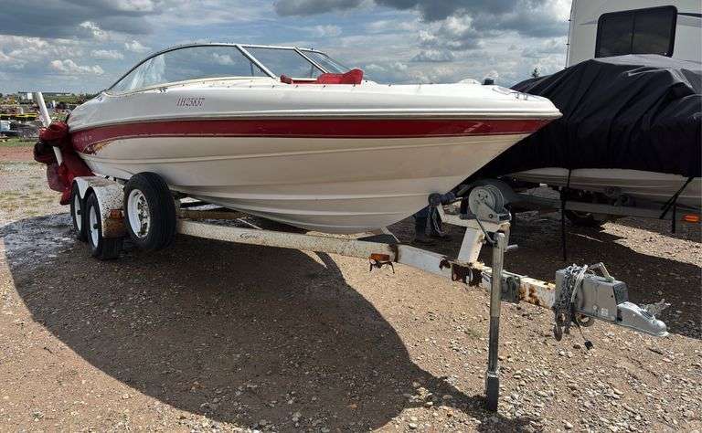 1998 Bayliner Capri Boat on Escort Trailer *Unreserved*