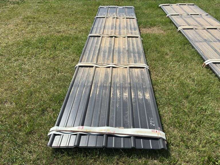 Lift of Millends Metal Siding/Roofing Approx. 12'-14' Long x 3' Wide (Approx. 40 Sheets Mixed Color), *Unreserved*