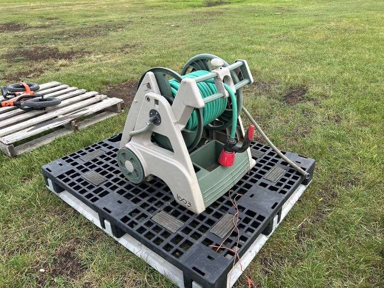 Ames Reel Easy Hose Reel w/ hose & nozzle, *Unreserved*