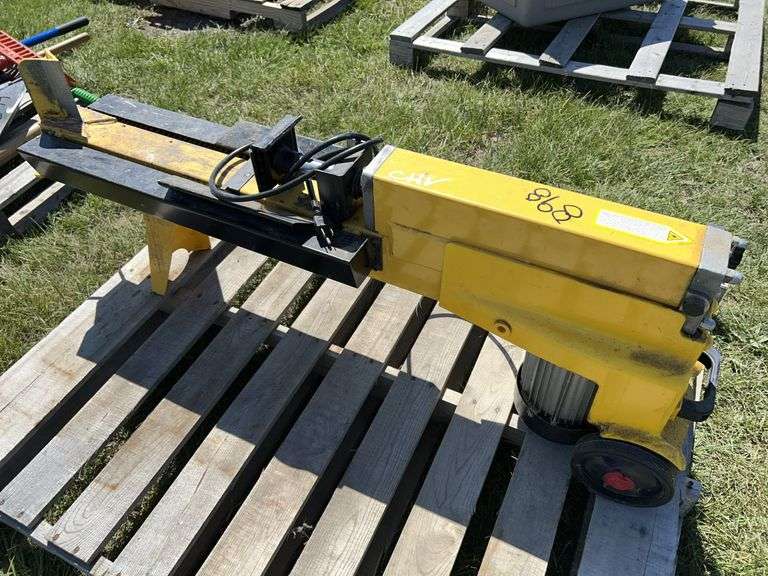 5 - Ton Log Splitter - Power fist 120V *Unreserved*