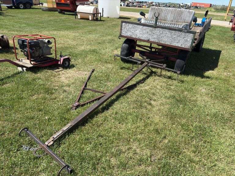 Horse Drawn Wagon w/ pole, eveners, neck yoke, trailer has turntable, front axle & brakes on rear, *Unreserved*