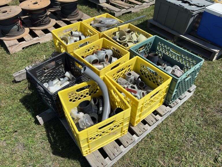 8 Milk Crates of plumbing fittings, ABS fittings, misc parts, *Unreserved*