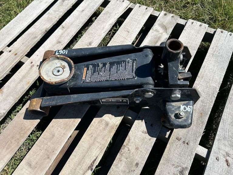3 Ton Floor jack, no handle, *Unreserved*