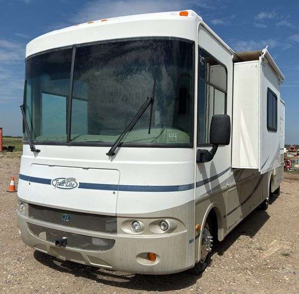2005 Workhorse 281 Motorhome