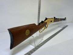 Winchester Cheyenne Model 94 44-40 cal, Lever Action Rifle, w/ Saddle Ring, Original Box, sn CH07363, *Unreserved*