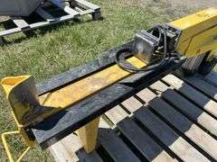 5 - Ton Log Splitter - Power fist 120V *Unreserved*