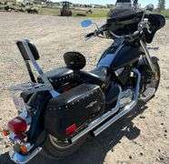 2005 Suzuki Boulevard C90 Motorcycle