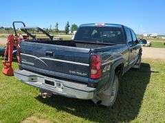 2005 Chevy 2500 HD Crew Cab Truck *Unreserved*