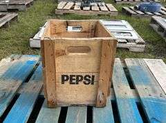 Vintage Pepsi Case (wood), approx 1'5"x1'1"x1', *Unreserved*