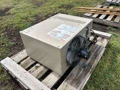 Mr. Heater Bix Maxx Space Heater LNG, approx 1'x1'x1'7", sn MHS-046514, *Unreserved*