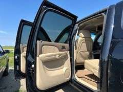 2009 GMC 2500 SLT Duramax Truck *Unreserved*