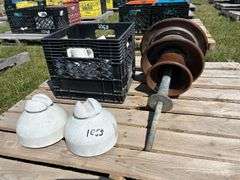 Ceramic Insulators, approx 35, *Unreserved*