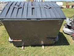 Falcon Garbage Bin for bale handler system, w/ Lid *Unreserved*