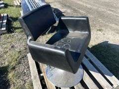 Leather Hair Dresser Chair w/ pump, *Unreserved*