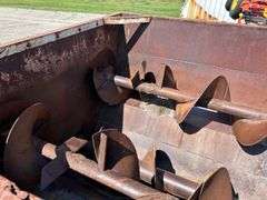 Feed Wagon, Pin Hitch ( Unknown Brand ) *Unreserved*
