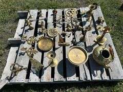 Pallet w/ assorted Brass Decor, candle holders, cups, bunnies, approx 30 pcs, *Unreserved*