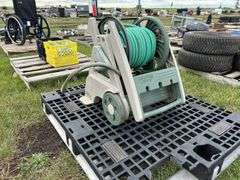 Ames Reel Easy Hose Reel w/ hose & nozzle, *Unreserved*
