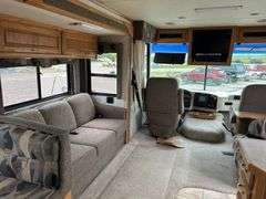 2004 Ford Holiday Rambler Admiral 39'