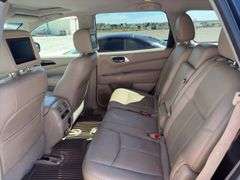 2014 Nissan PathFinder Platinum 4 dr Sport Utility, *Unreserved*