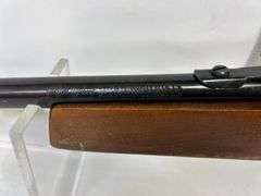 Lakefield Mark III   Auto loader, w/ 4x20 Scope, mag, *Unreserved*