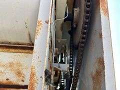 Feed Wagon, Pin Hitch ( Unknown Brand ) *Unreserved*