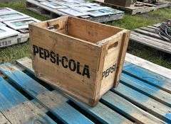 Vintage Pepsi Case (wood), approx 1'5"x1'1"x1', *Unreserved*