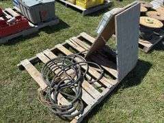 Power Distribution box w/ 2 outlets & cable, *Unreserved*