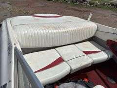 1998 Bayliner Capri Boat on Escort Trailer *Unreserved*