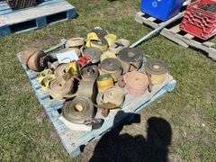 Pallet of assorted straps, approx. 20 pces, *Unreserved*
