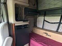 2013 Freightliner Cascadia Semi Truck