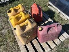5 Jerry Cans, (3 diesel, 2 gas), *Unreserved*