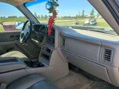 2005 Chevy 2500 HD Crew Cab Truck *Unreserved*