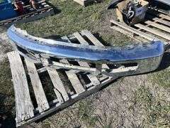 2008 F350 Front Bumper, approx 6'4", *Unreserved*