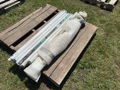 Pallet w/ flourescent light bulbs, approx 16, 48". 34-40 watt, *Unreserved*