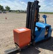 1995 Blue Giant Forklift, LT160W30, *Unreserved*