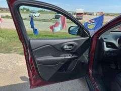 2015 Jeep Cherokee Trailhawk *Unreserved*