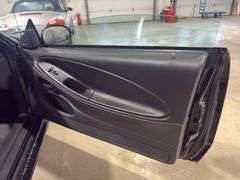2003 Ford Mustang Mach I