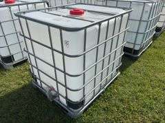 1000L Tote (not food grade) in metal cage w/ lid & valve, approx 4'x4'x3', *Unreserved*